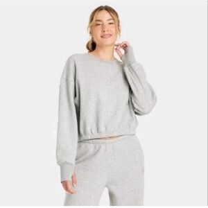 JoyLab Heather Gray Fleece Cropped Crewneck Sweatshirt Pullover